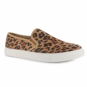 NWT Leopard slip-on Sneaker